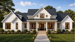 2 Halsey Place, Valhalla, NY 10595