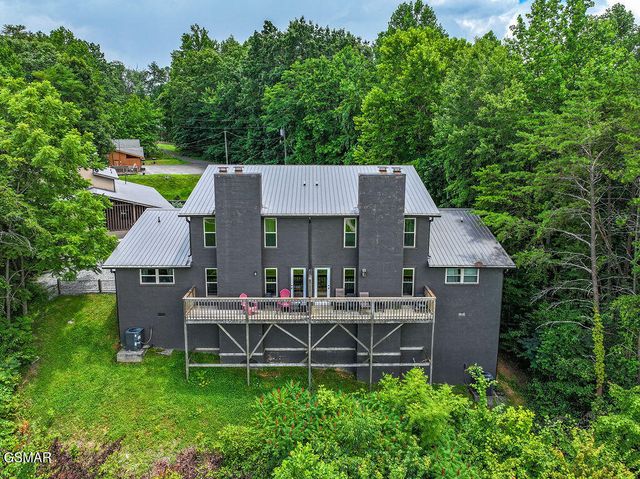 4238 Dollys Drive, Sevierville, TN 37876