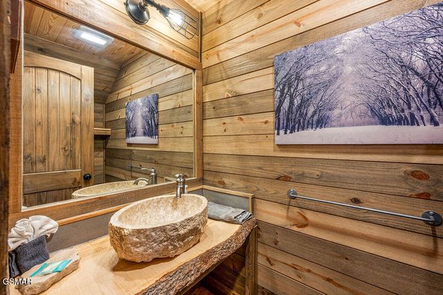 4238 Dollys Drive, Sevierville, TN 37876