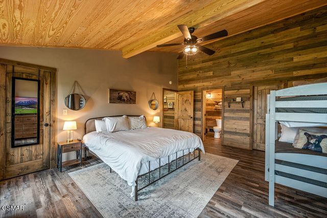 4238 Dollys Drive, Sevierville, TN 37876