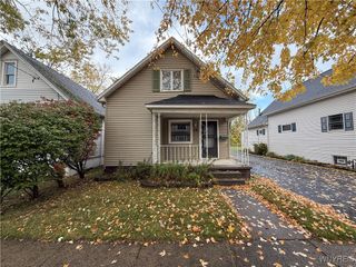 28 Glenwood Avenue, Tonawanda, NY 14150