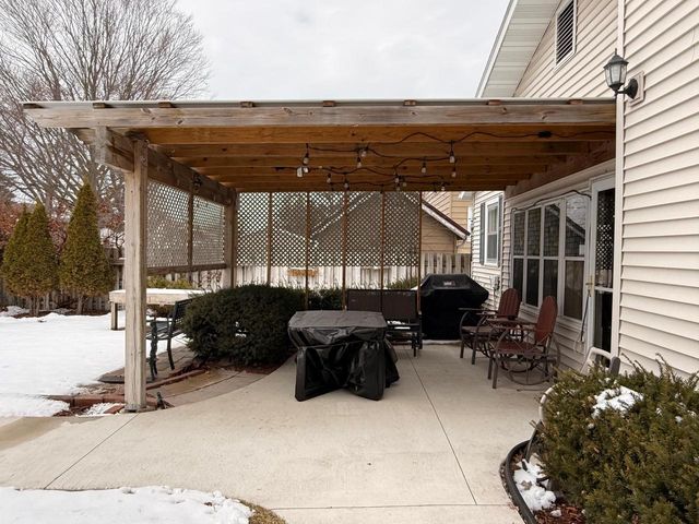 505 S UNION STREET, Shawano, WI 54166