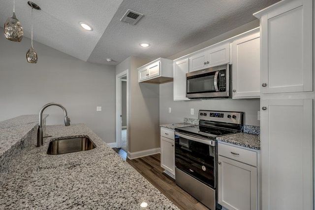 1272 Blue Moon Dr., Loris, SC 29569