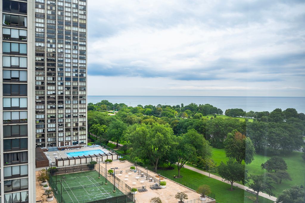 5415 N SHERIDAN Road 1409, Chicago, IL 60640 — photo 2