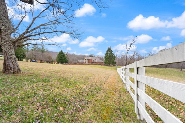 491 Pumphouse Road, Somerset, KY 42503