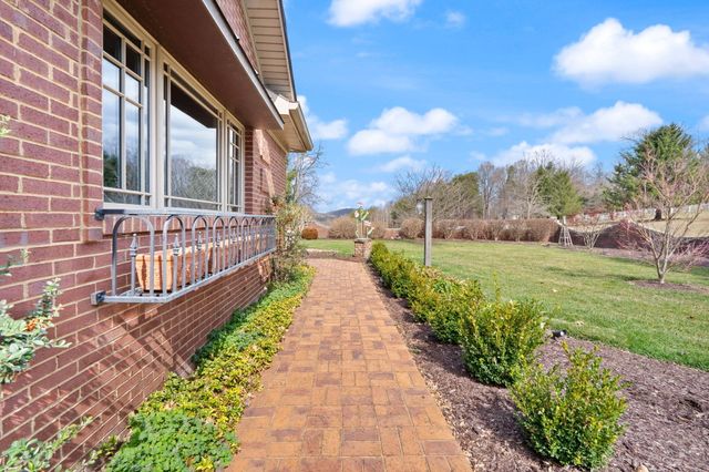 491 Pumphouse Road, Somerset, KY 42503