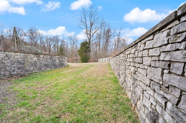 491 Pumphouse Road, Somerset, KY 42503