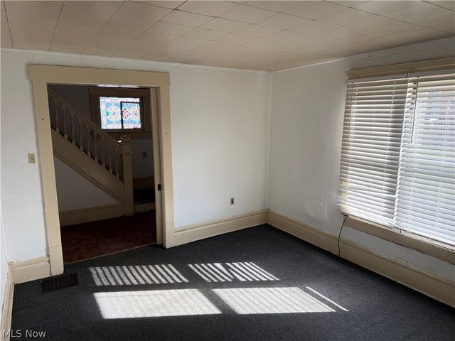 70 S Adams Street, Akron, OH 44304