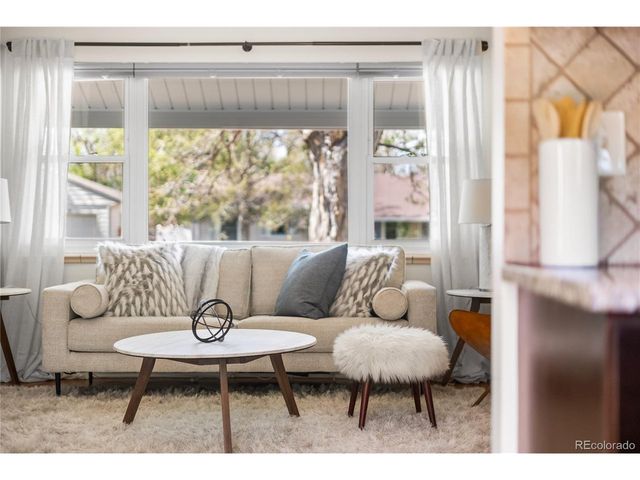 3425 E Nielsen Ln, Denver, CO 80210