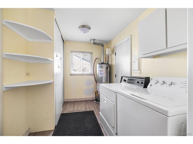 3425 E Nielsen Ln, Denver, CO 80210