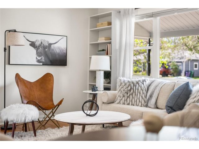 3425 E Nielsen Ln, Denver, CO 80210