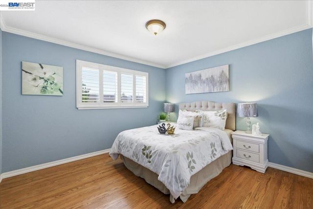 4374 Eggers Dr, Fremont, CA 94536