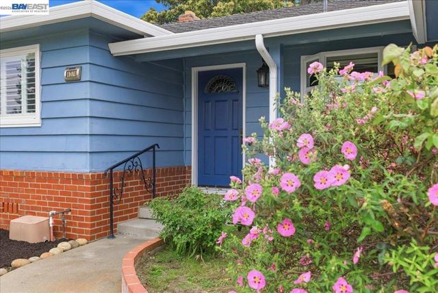 4374 Eggers Dr, Fremont, CA 94536