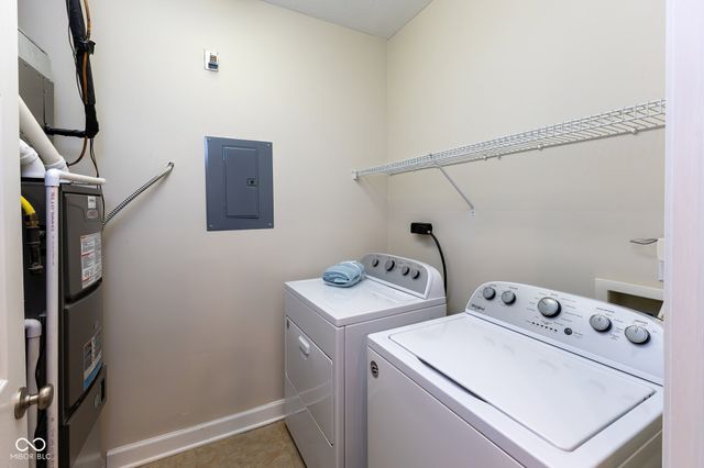 1080 Falcon Ridge, Carmel, IN 46280