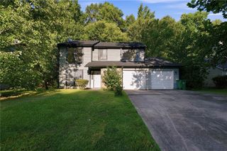 1001 Chapman Lane, Stone Mountain, GA 30088