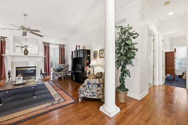 4117 John Alden Lane, Lexington, KY 40504