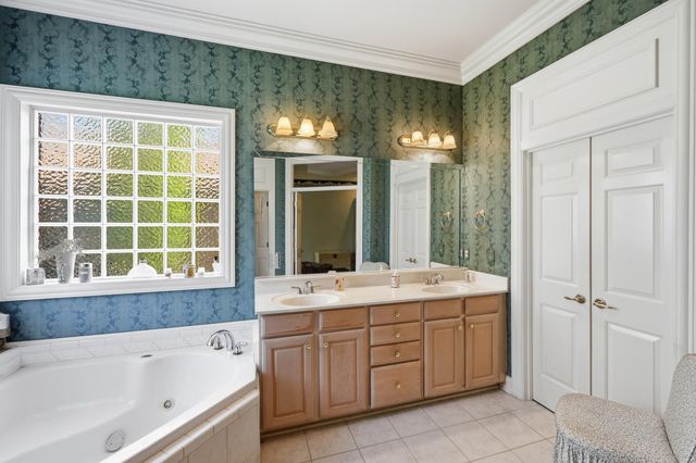 4117 John Alden Lane, Lexington, KY 40504