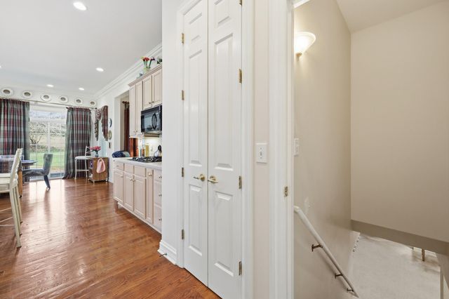 4117 John Alden Lane, Lexington, KY 40504