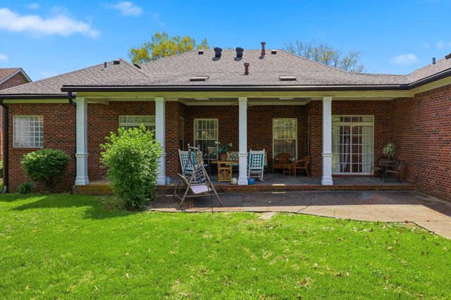 4117 John Alden Lane, Lexington, KY 40504
