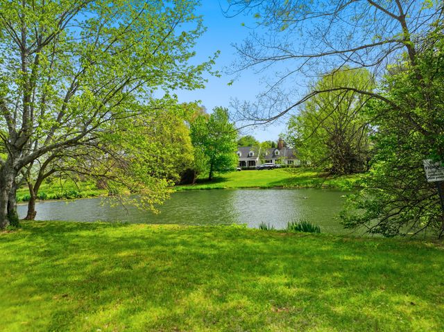 4117 John Alden Lane, Lexington, KY 40504
