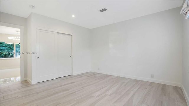 7710 Beachview Dr, North Bay Village, FL 33141