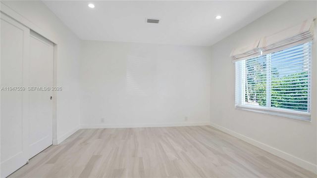 7710 Beachview Dr, North Bay Village, FL 33141