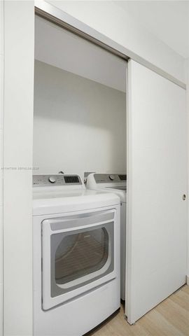 7710 Beachview Dr, North Bay Village, FL 33141