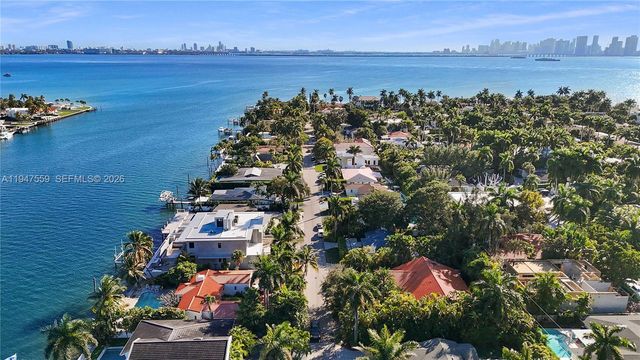 7710 Beachview Dr, North Bay Village, FL 33141