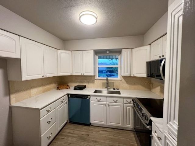2035 Clubview Drive, Carrollton, TX 75006