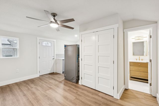 1426 Alaska Avenue, Dallas, TX 75216