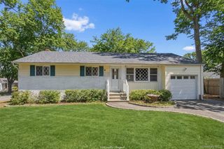 85 Tamarack Street, East Northport, NY 11731