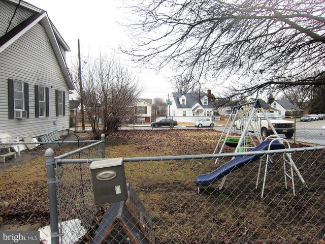 201 AVON RD, Hagerstown, MD 21740