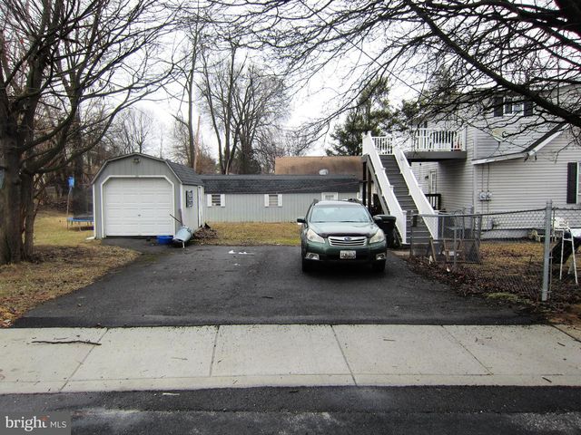 201 AVON RD, Hagerstown, MD 21740