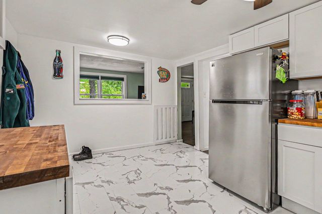 1585 Leeds Avenue, Benton Charter Twp, MI 49022