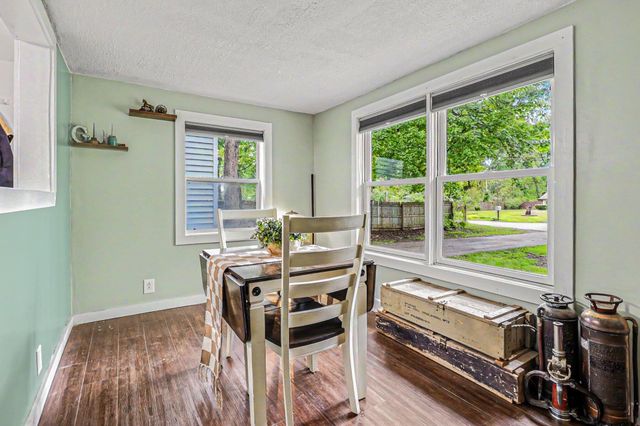 1585 Leeds Avenue, Benton Charter Twp, MI 49022