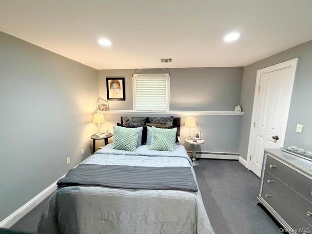 43 Grassy Pond Drive, Smithtown, NY 11787