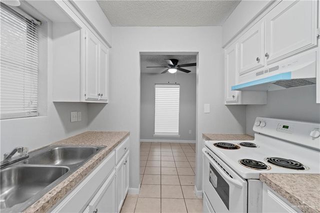 1701 W Mcintyre Street, Edinburg, TX 78541