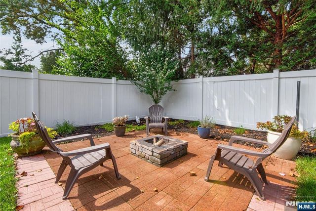 369 Forest Avenue, Paramus, NJ 07652