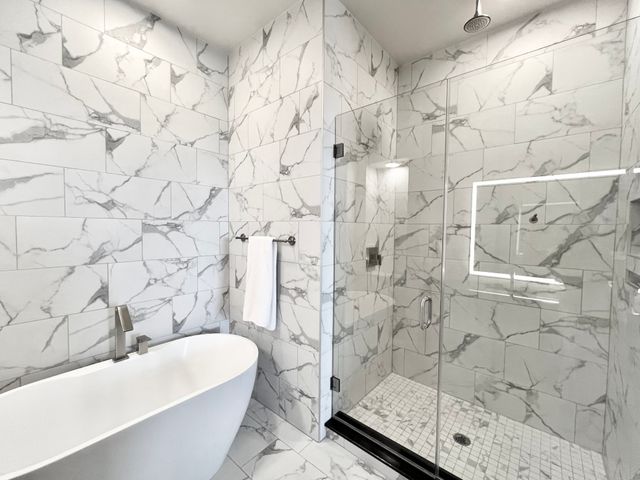 3330 Oak Grove Drive 1302, Dallas, TX 75204