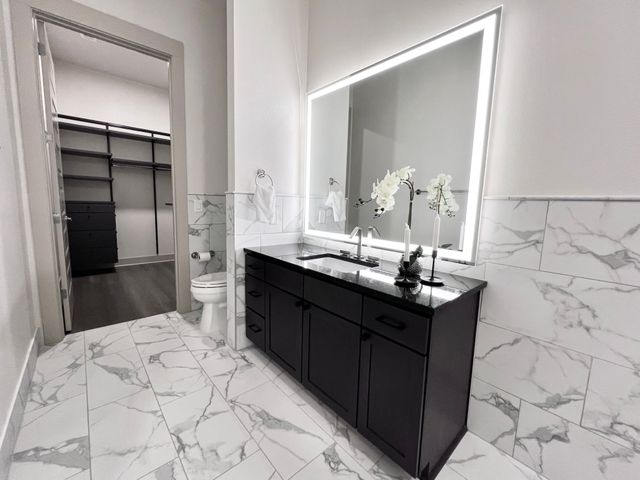 3330 Oak Grove Drive 1302, Dallas, TX 75204