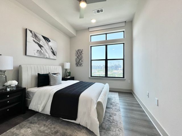 3330 Oak Grove Drive 1302, Dallas, TX 75204