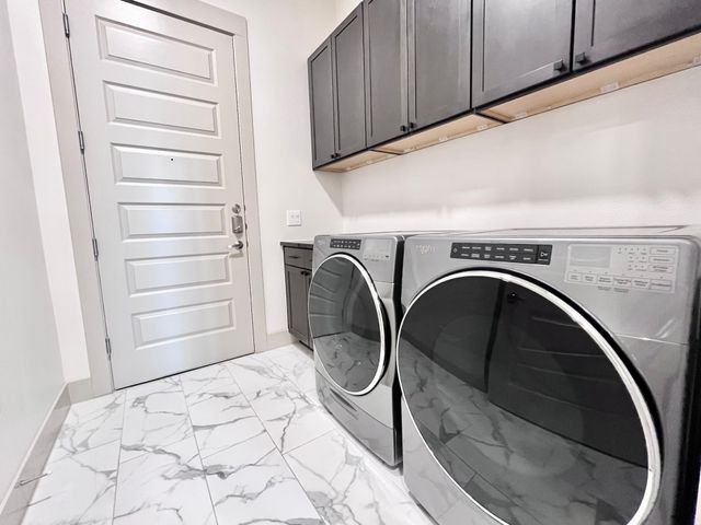 3330 Oak Grove Drive 1302, Dallas, TX 75204