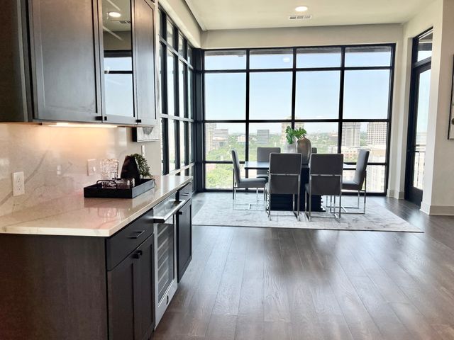 3330 Oak Grove Drive 1302, Dallas, TX 75204