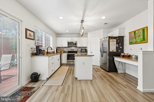 8212 RAMSEUR, Manassas, VA 20109