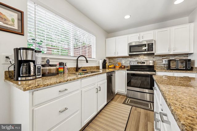 8212 RAMSEUR, Manassas, VA 20109