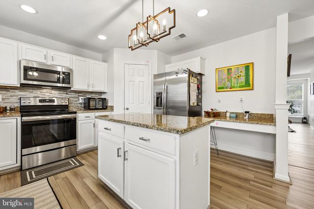 8212 RAMSEUR, Manassas, VA 20109