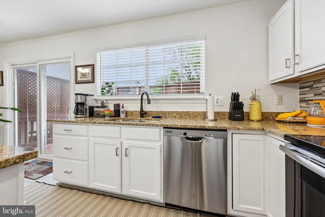 8212 RAMSEUR, Manassas, VA 20109