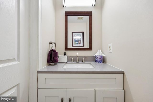 8212 RAMSEUR, Manassas, VA 20109