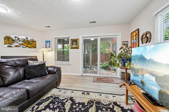 8212 RAMSEUR, Manassas, VA 20109