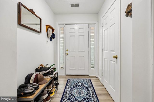 8212 RAMSEUR, Manassas, VA 20109